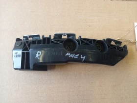 Водач задна броня десен Тойота Рав4 2.2дкат (9)