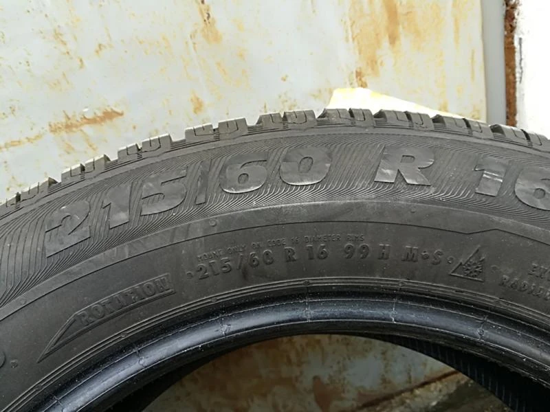 Гуми Зимни 215/60R16, снимка 5 - Гуми и джанти - 23080465