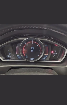 Volvo V40, снимка 10
