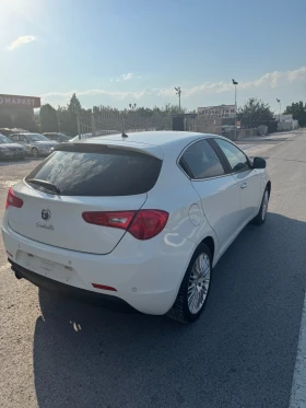     Alfa Romeo Giulietta 