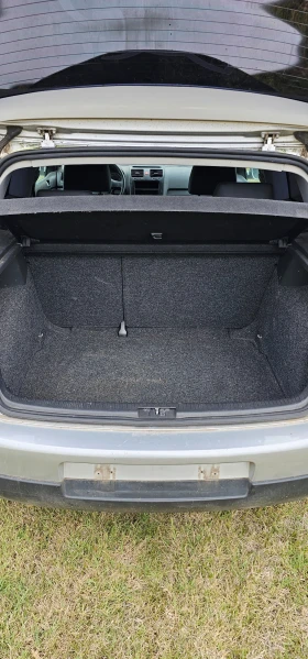VW Golf 5 - 1.6i  | Mobile.bg    16