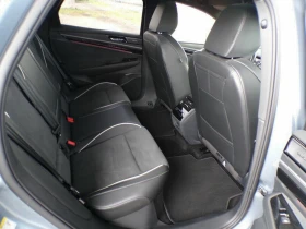 VW ID.7 TOURER PRO 82 kWh/Панорама/Хедъп/Масаж/Подгрев, снимка 7