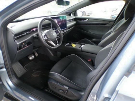 VW ID.7 TOURER PRO 82 kWh/Панорама/Хедъп/Масаж/Подгрев - 44000 € / 86056.52 лв. - 52181225 6