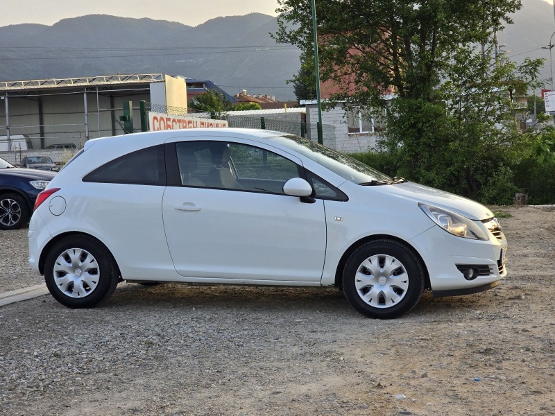 Opel Corsa 1.3D Всичко Пл. и Обслужено с чисто нови гуми, снимка 6 - Автомобили и джипове - 45901323