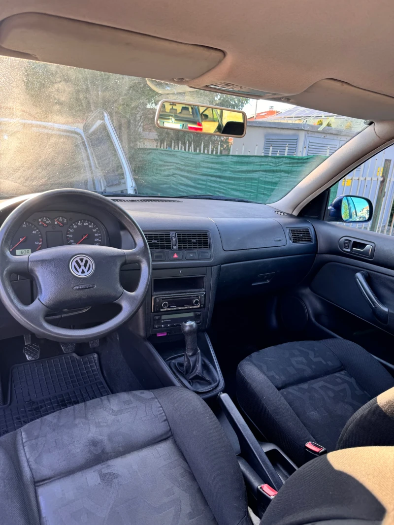 VW Golf Kombi, снимка 6 - Автомобили и джипове - 47447783