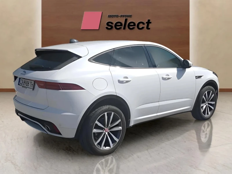 Jaguar E-pace 2.0 Si4, снимка 5 - Автомобили и джипове - 47605595