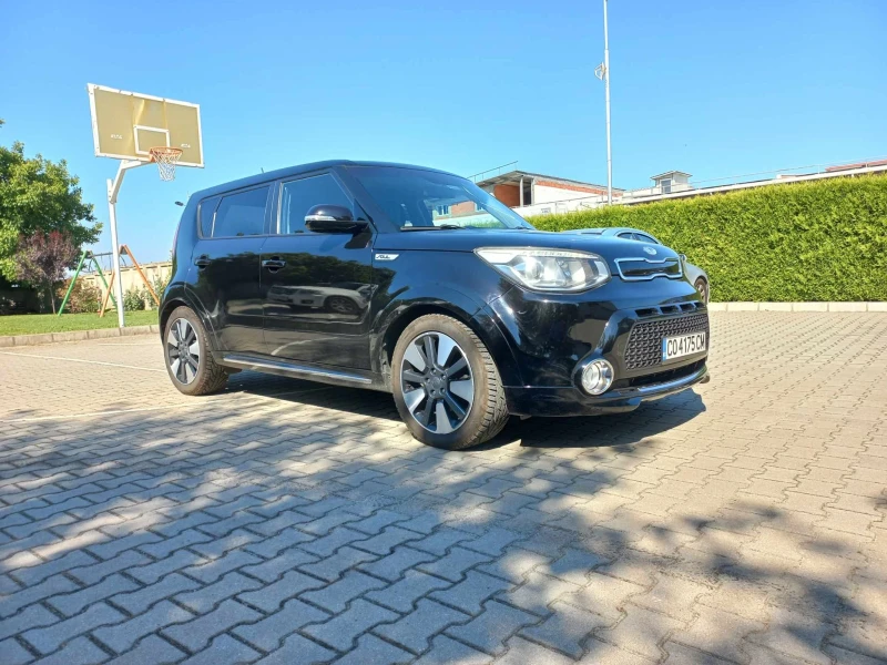 Kia Soul, снимка 8 - Автомобили и джипове - 48445855