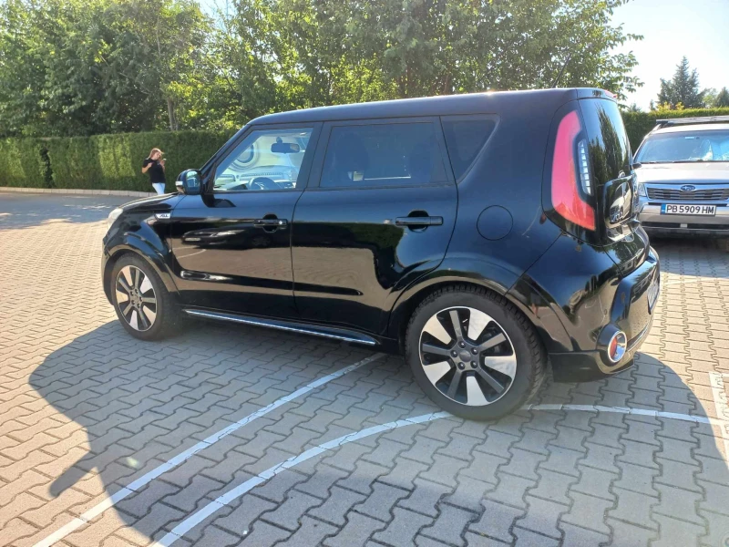 Kia Soul, снимка 9 - Автомобили и джипове - 48445855