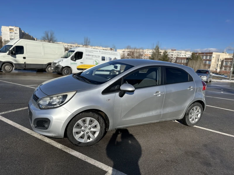 Kia Rio, снимка 10 - Автомобили и джипове - 48539198