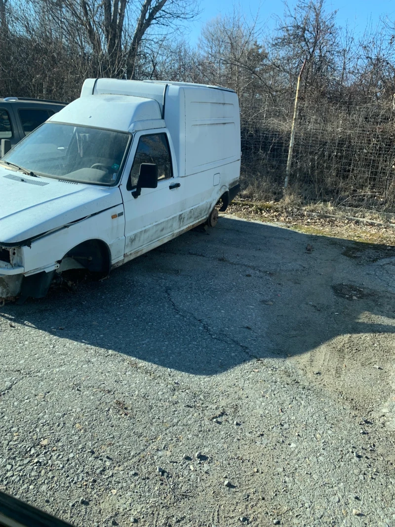 Fiat Fiorino, снимка 2 - Автомобили и джипове - 49024279