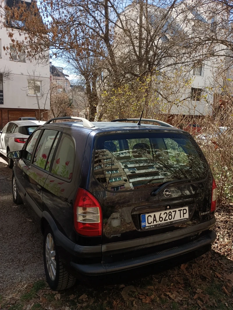 Opel Zafira 2.2 125кс., снимка 3 - Автомобили и джипове - 49414279