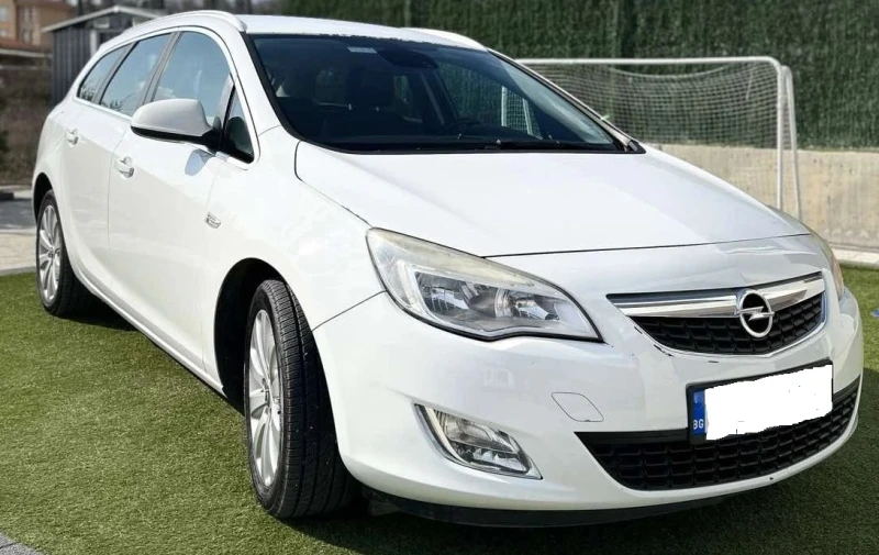 Opel Astra 1.7 цдти, снимка 3 - Автомобили и джипове - 49503525