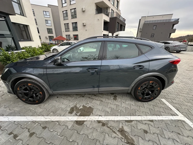 Cupra Formentor Plug in хибрид/1.4 VZ/ 245 к.с/ Гаранция-2027г, снимка 13 - Автомобили и джипове - 51034221