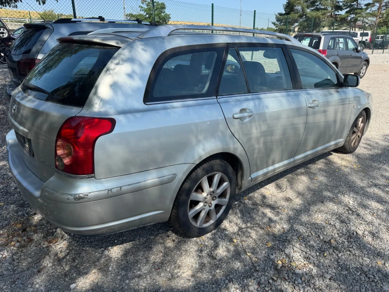 Toyota Avensis Avensis 1.8 benzin, снимка 4 - Автомобили и джипове - 51136954