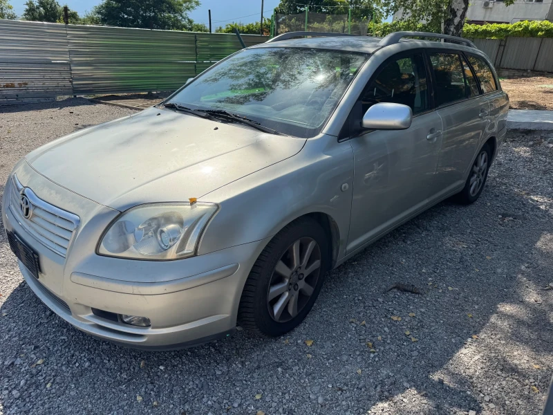 Toyota Avensis Avensis 1.8 benzin, снимка 5 - Автомобили и джипове - 51136954