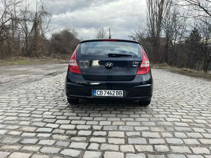 Hyundai I30 1.4i, снимка 7 - Автомобили и джипове - 52301525