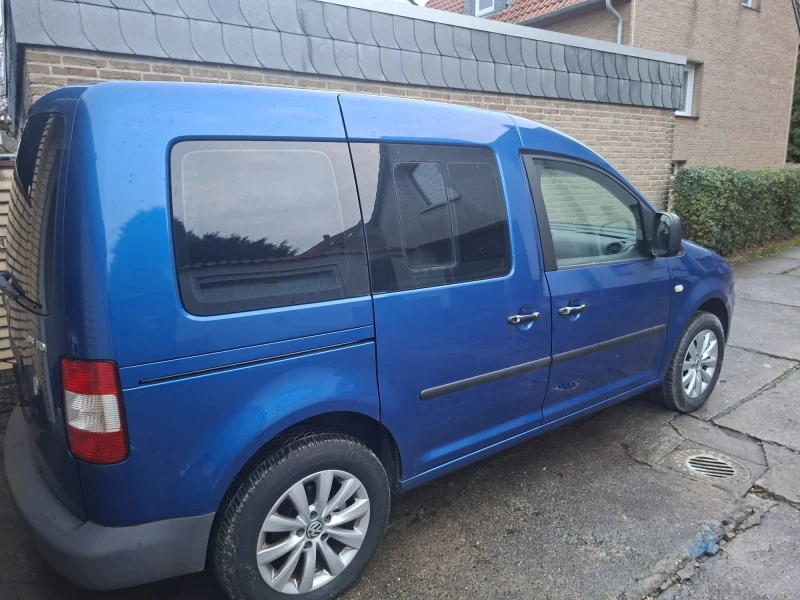 VW Caddy 1.9TDI, снимка 4 - Автомобили и джипове - 52565289