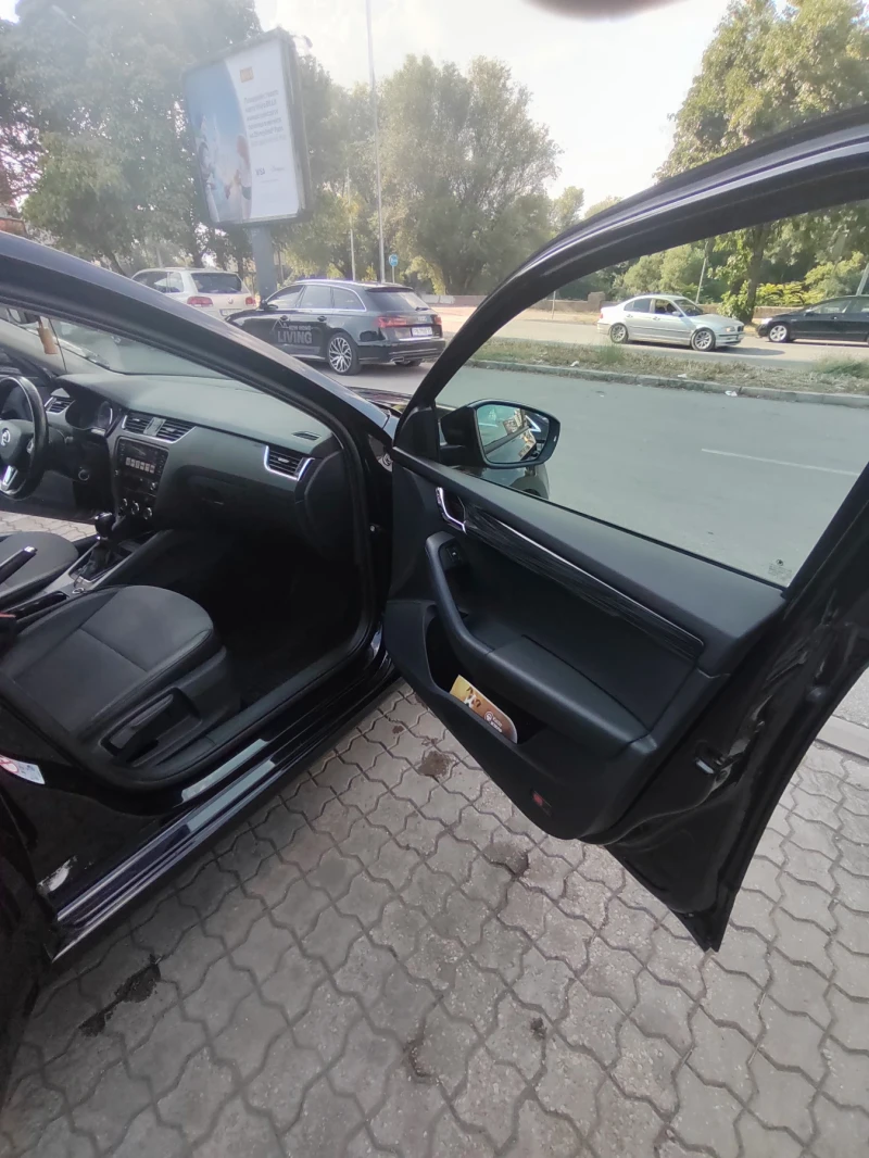 Skoda Octavia 1.6, снимка 5 - Автомобили и джипове - 52818352
