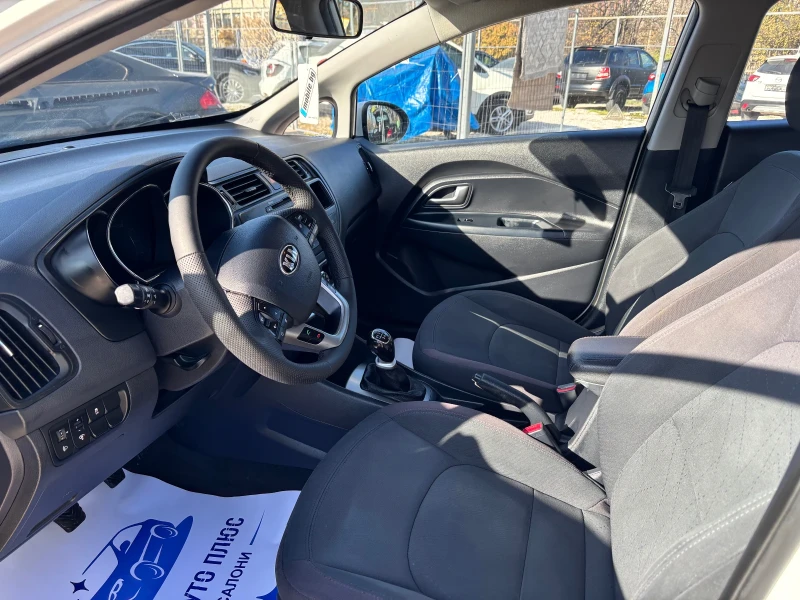 Kia Rio Внос от Италия, снимка 6 - Автомобили и джипове - 52856704