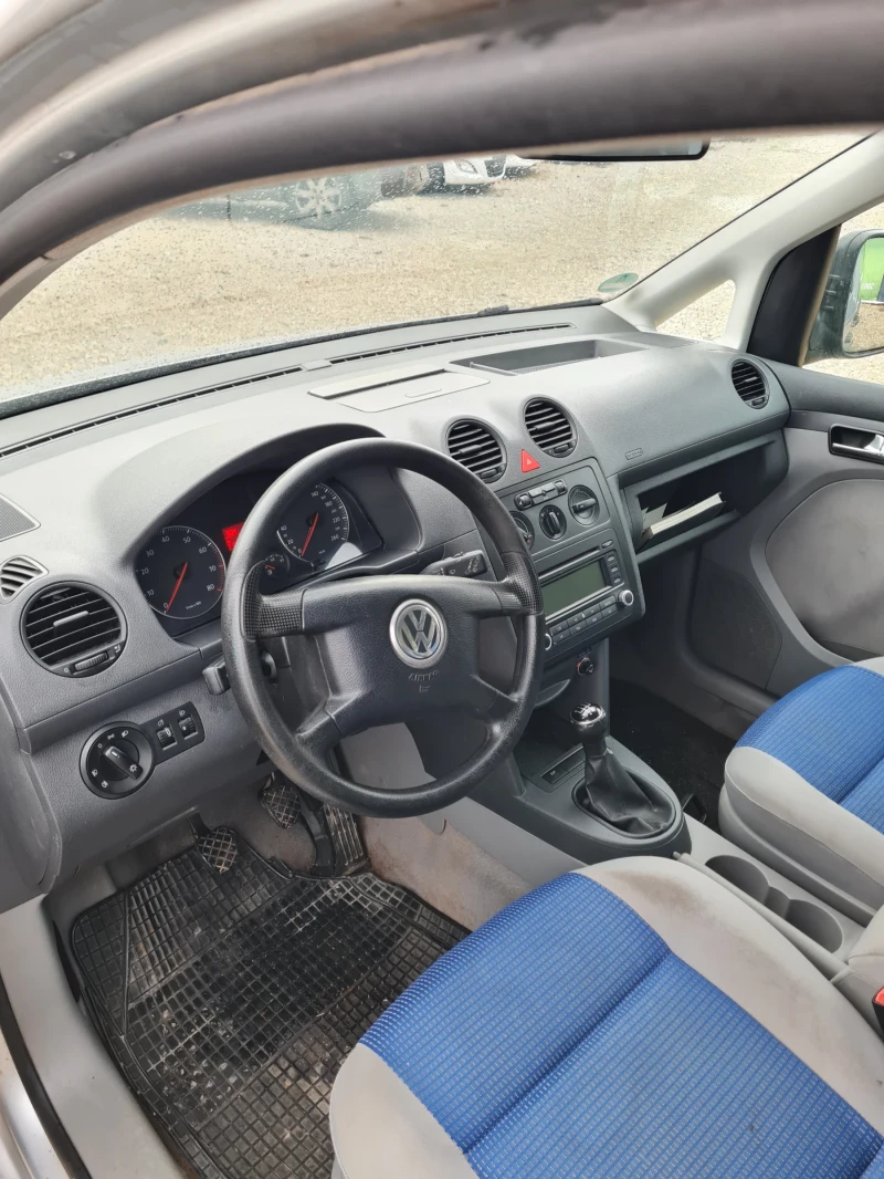 VW Caddy 1.6куб.102к.с.Кади Лайф, снимка 8 - Автомобили и джипове - 53286491