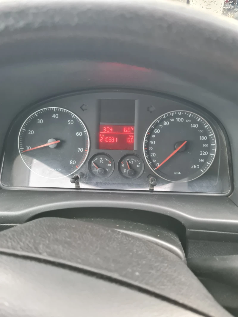 VW Caddy 1.6куб.102к.с.Кади Лайф, снимка 11 - Автомобили и джипове - 53286491