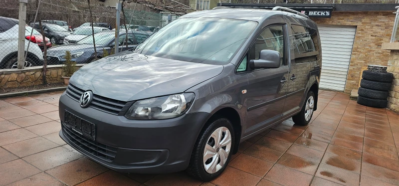 VW Caddy 1.6 TDI Trendline , снимка 3 - Автомобили и джипове - 53466969