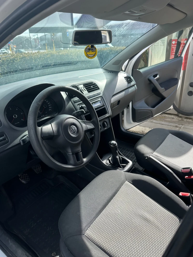 VW Polo, снимка 9 - Автомобили и джипове - 53567513