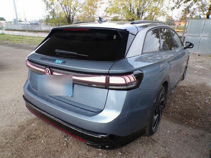 VW ID.7 TOURER PRO 82 kWh/Панорама/Хедъп/Масаж/Подгрев, снимка 4 - Автомобили и джипове - 53169138