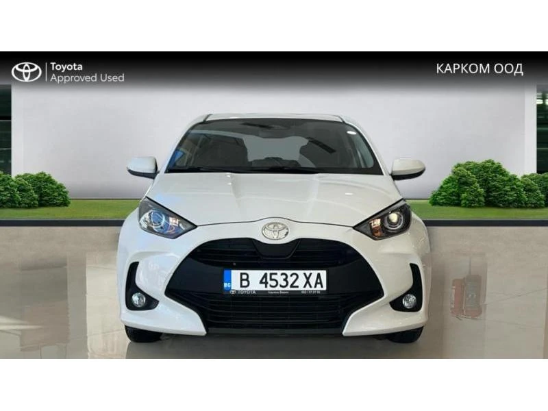 Toyota Yaris 1.5 HEV (ниво Chic), снимка 5 - Автомобили и джипове - 53827711