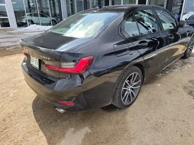 BMW 330 e xDrive/ШИБИДАХ/ОТ ПРЕДСТАВИТЕЛСТВО, снимка 8 - Автомобили и джипове - 54034505
