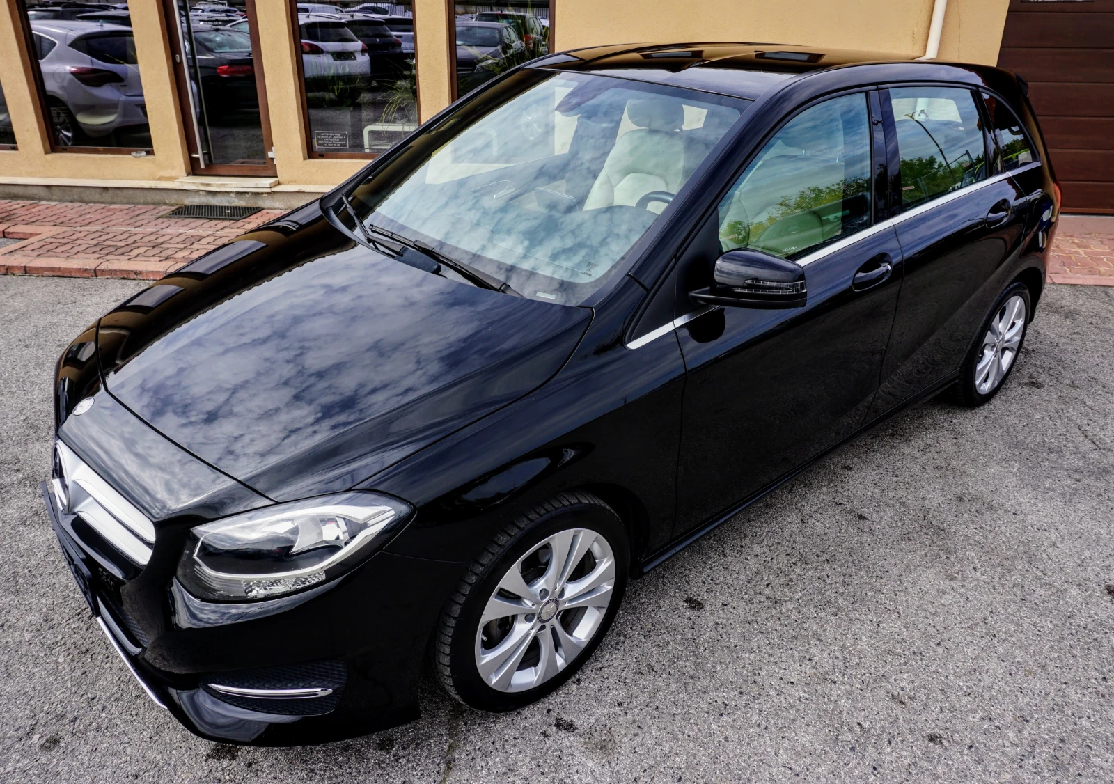 Mercedes-Benz B 180 CDI SPORT AUTO, снимка 1