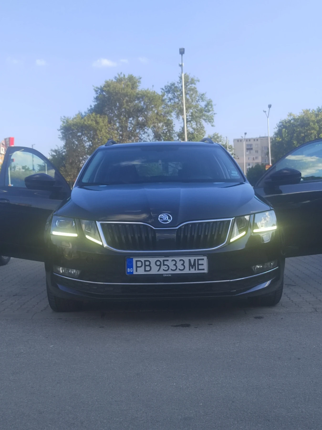 Skoda Octavia 1.6, снимка 1