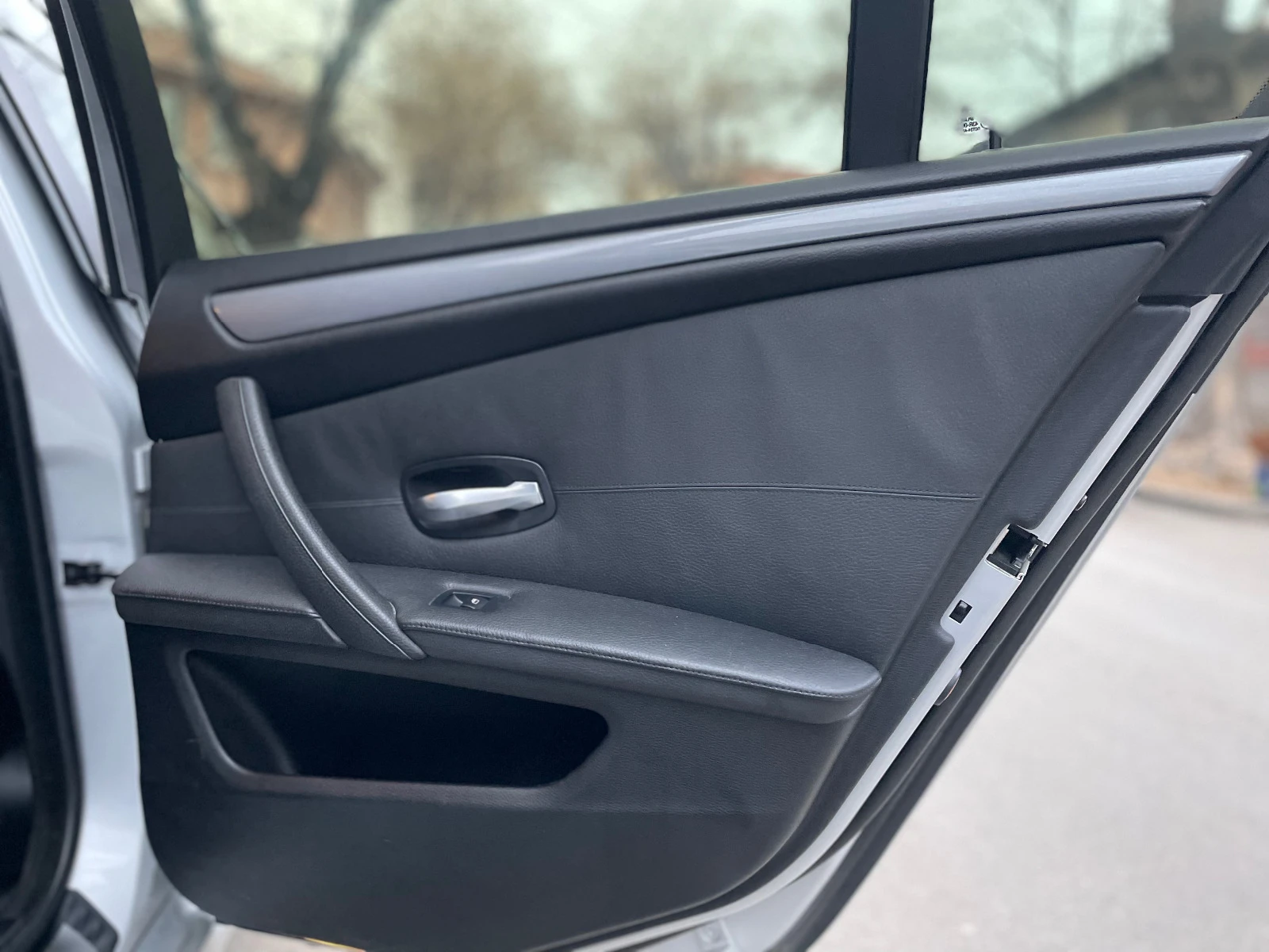 BMW 523 | Mobile.bg   11