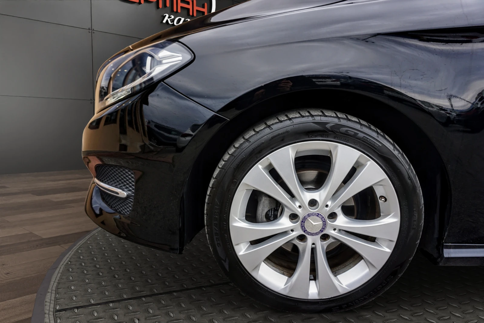 Mercedes-Benz B 180 CDI SPORT AUTO, снимка 15 - Автомобили и джипове - 41864365