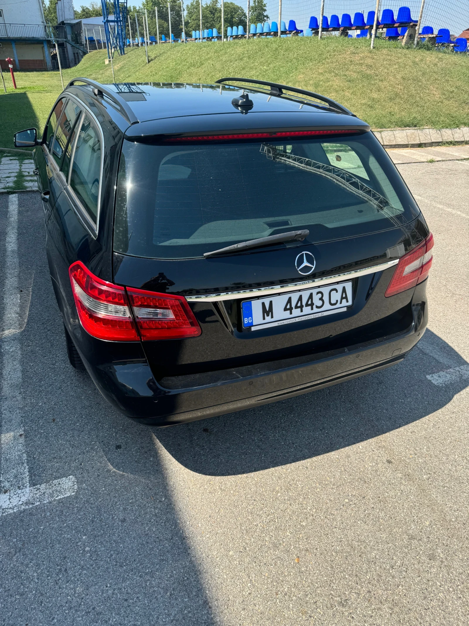 Mercedes-Benz E 200  - изображение 3