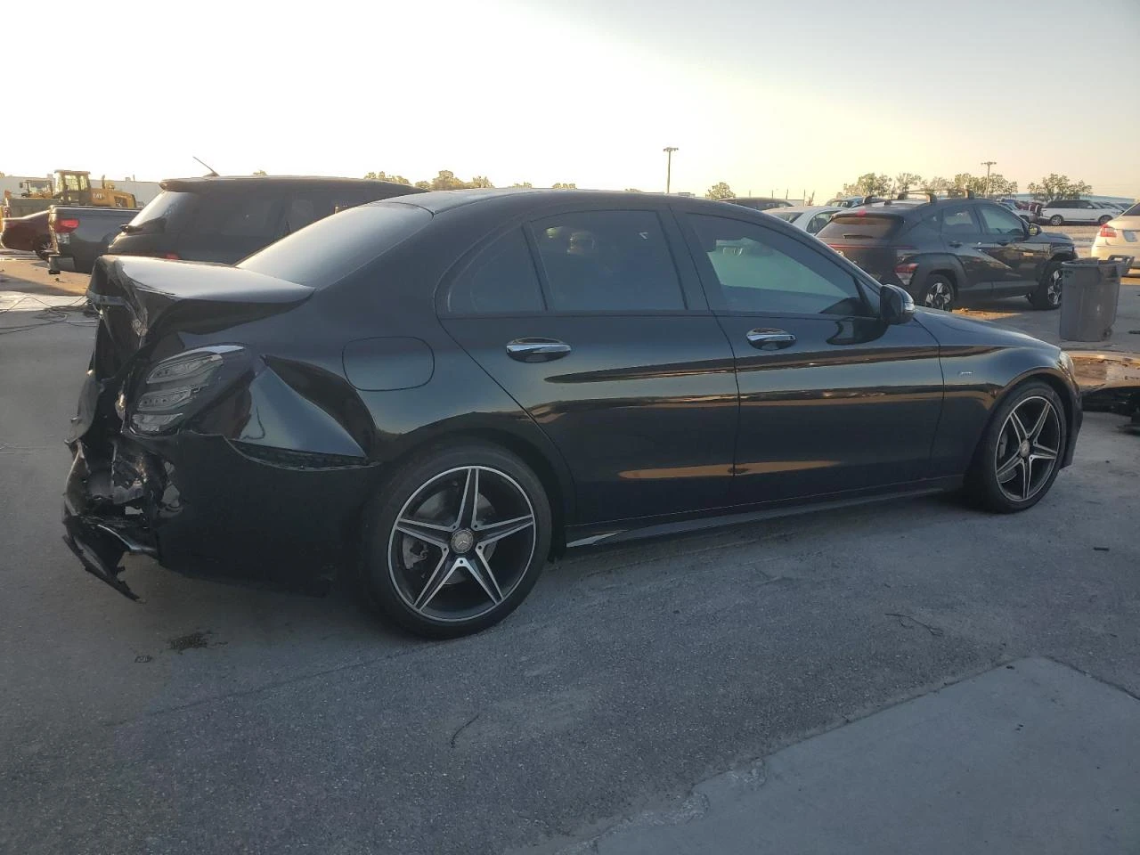 Mercedes-Benz C 450 AMG 4MATIC* KEYLESS* КАМЕРА* BLIND SPOT - изображение 6