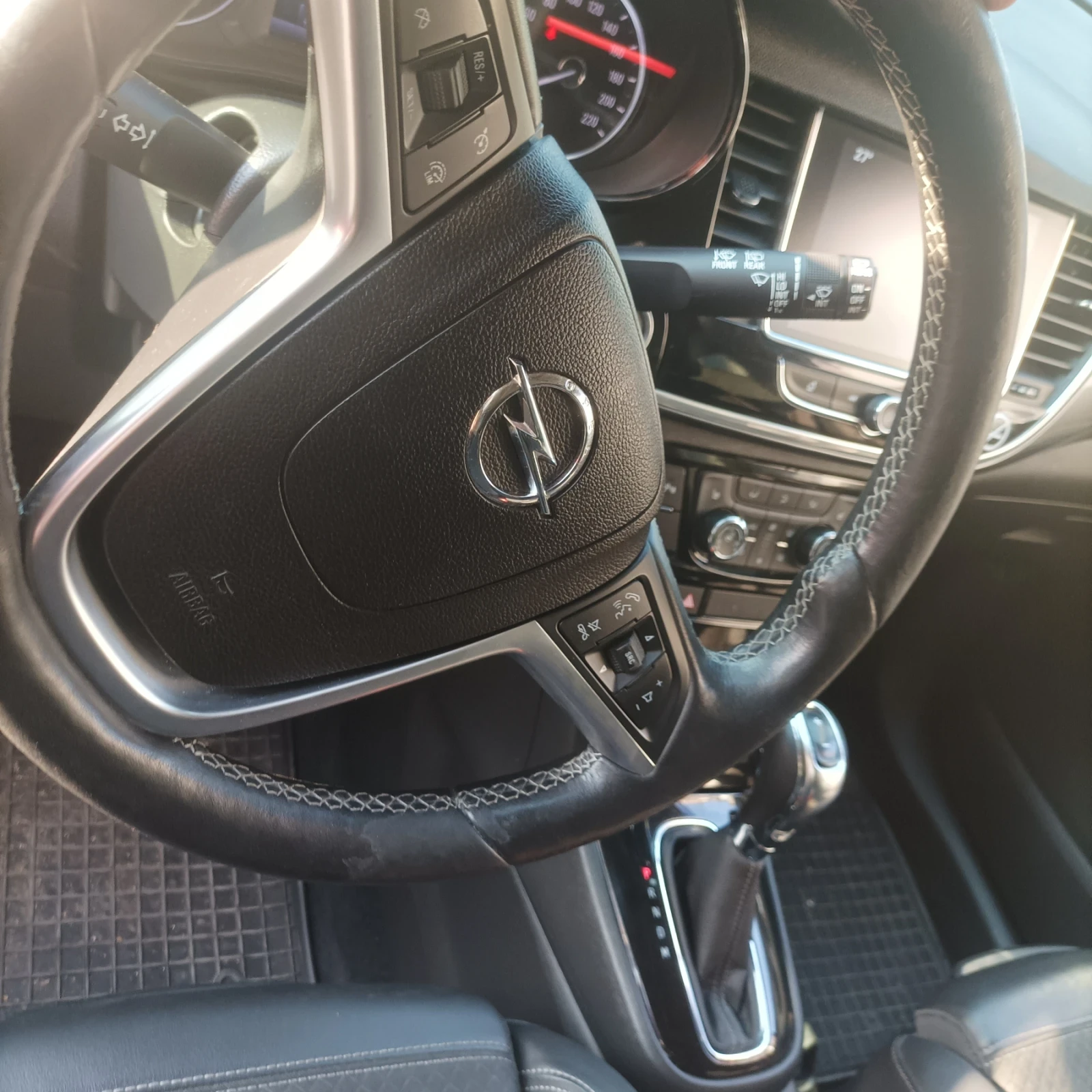 Opel Mokka X  - изображение 8
