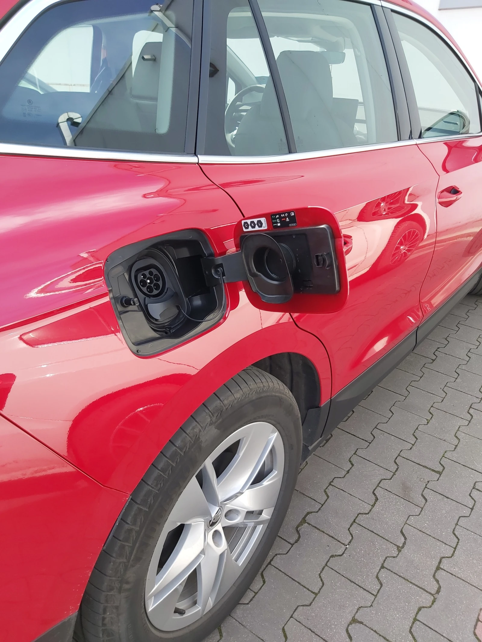 Skoda Enyaq Coupe IV 80 - изображение 4