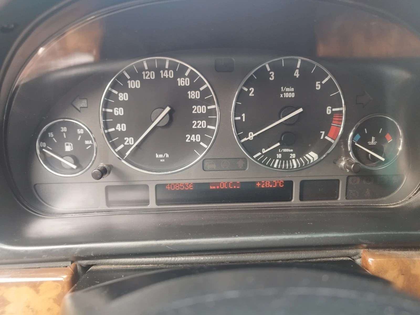 BMW 525 2.5 газ/бензин  - изображение 10