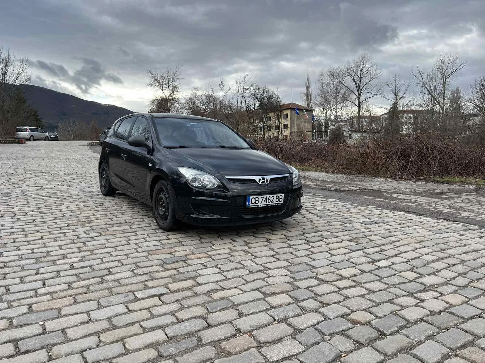 Hyundai I30 1.4i - изображение 2