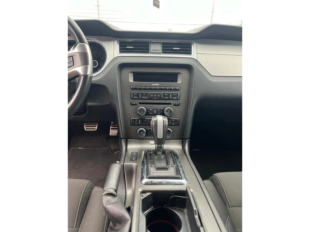 Ford Mustang 3.7 * * CARFAX * * АВТО КРЕДИТ * *  - изображение 6