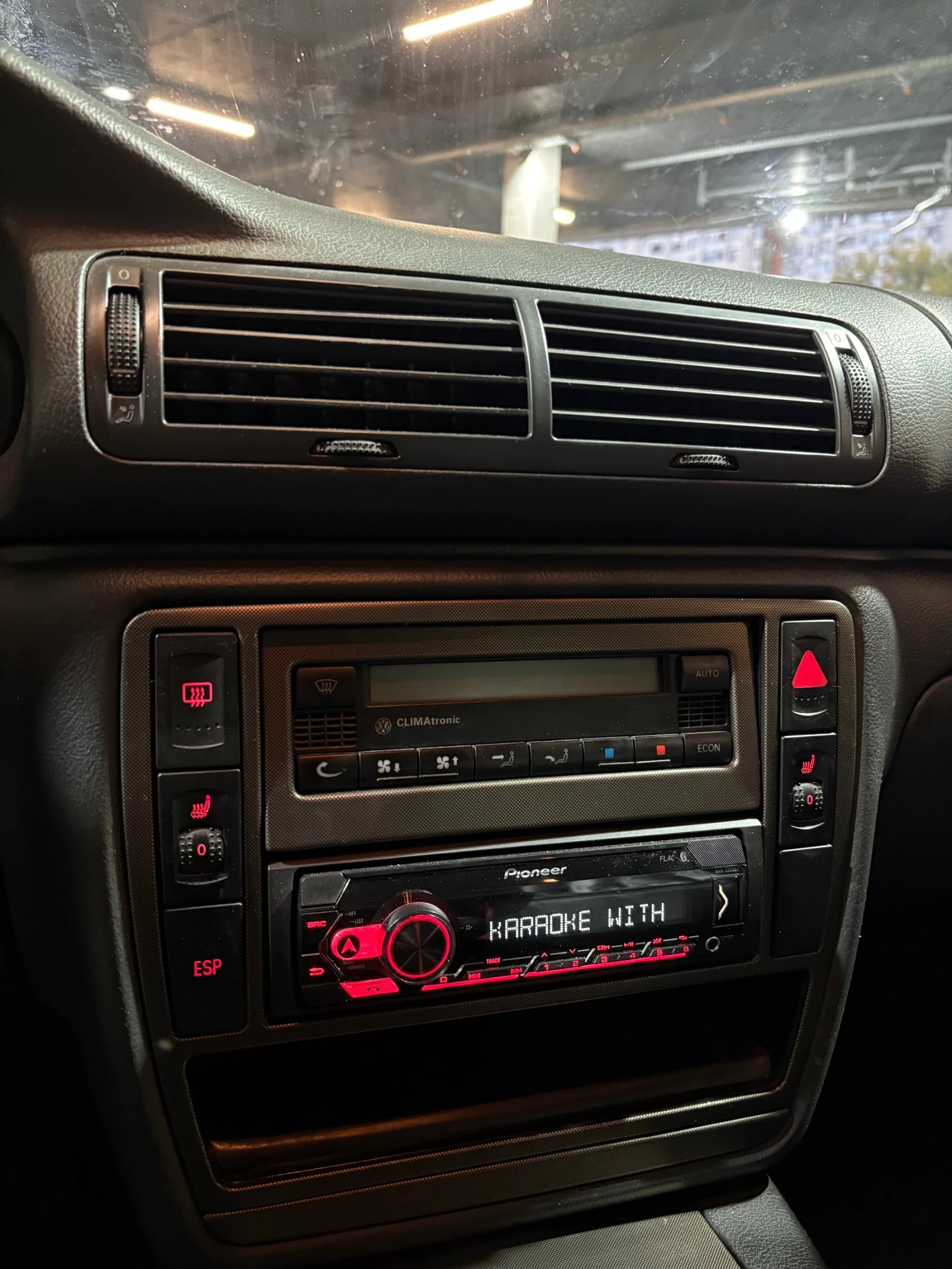 VW Passat  - изображение 9