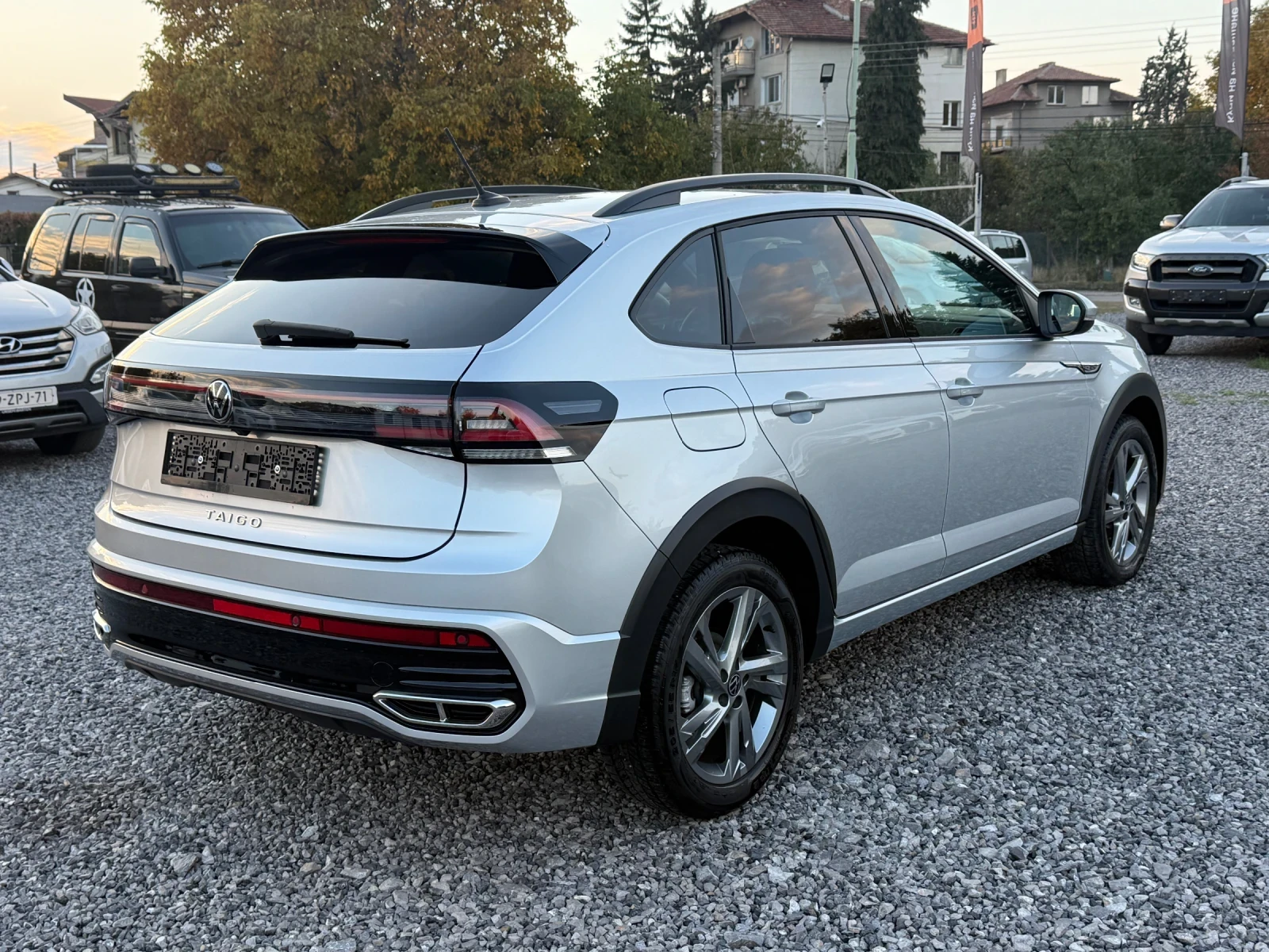 VW Taigo R-Line Plus 1.0 TSI (110 кс) DSG/44000km/IQ Light - изображение 5