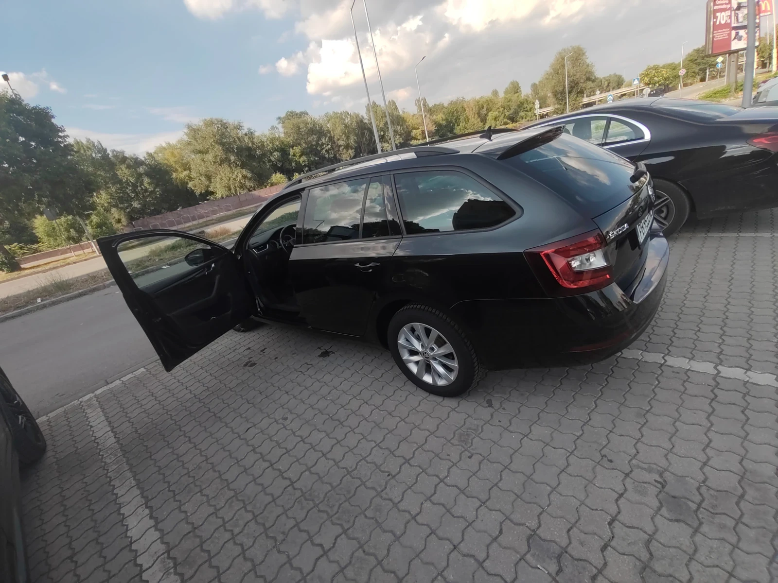Skoda Octavia 1.6 - изображение 9
