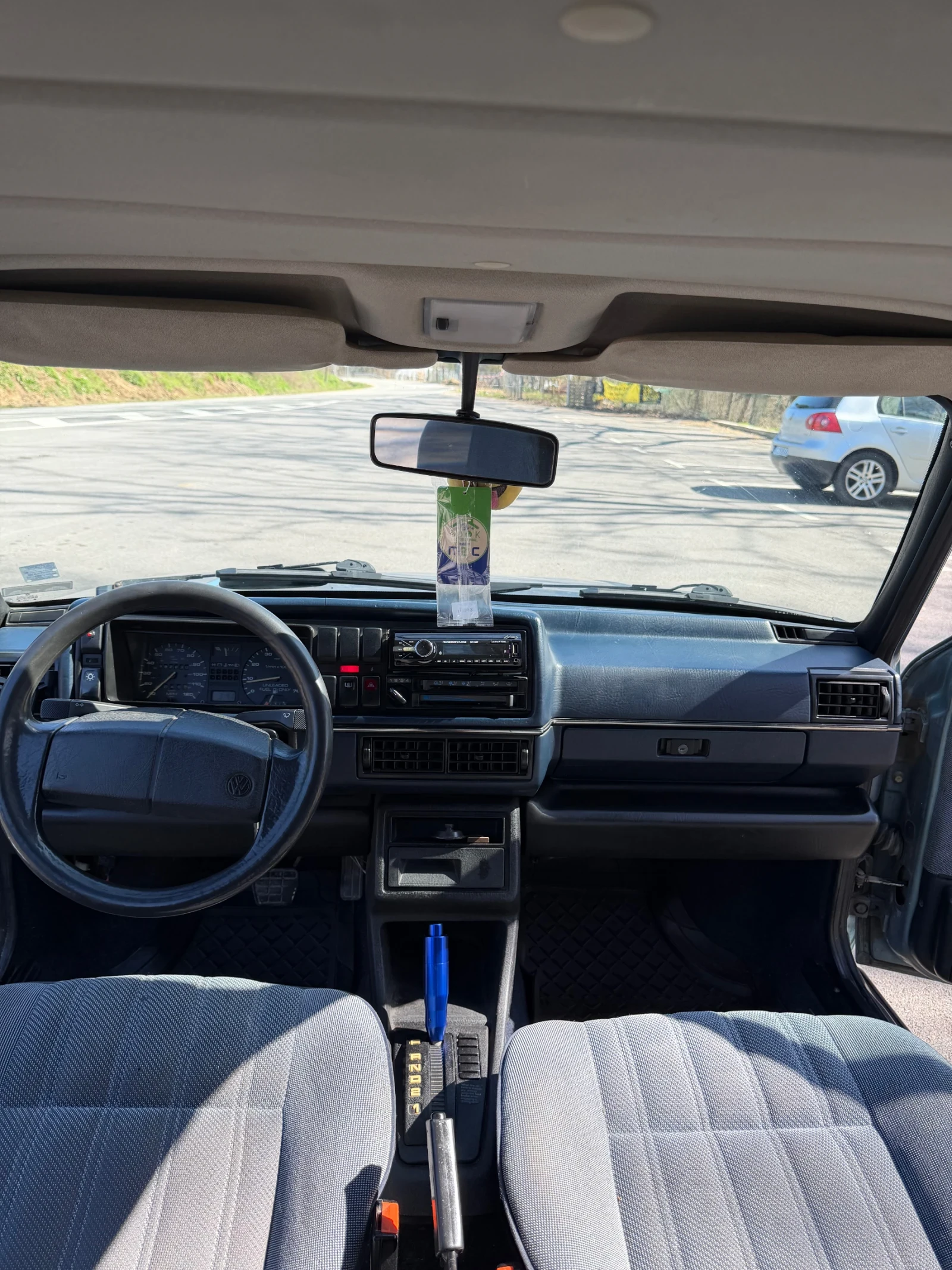 VW Jetta, снимка 7 - Автомобили и джипове - 53782070