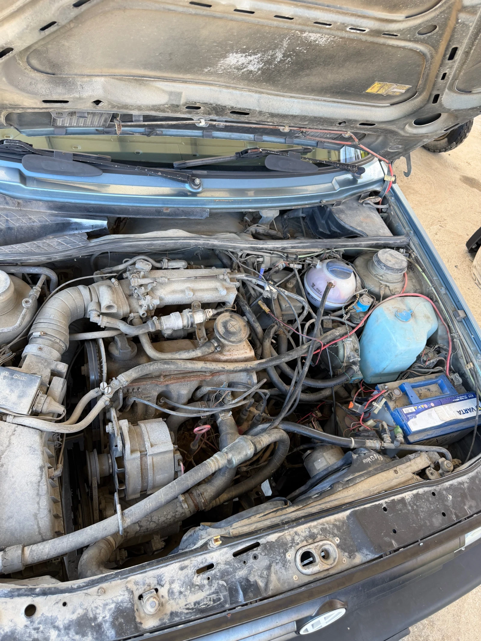 VW Jetta, снимка 10 - Автомобили и джипове - 53782070