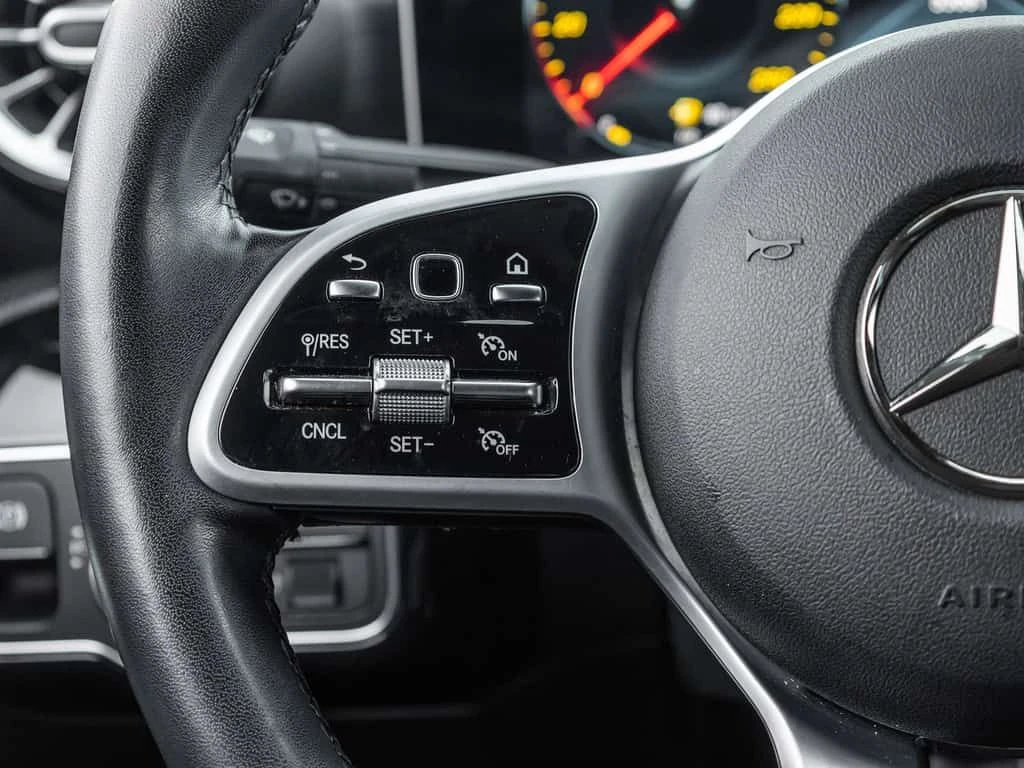 Mercedes-Benz A 220 * A220 4M * CARFAX * ЦЕНА ДО БГ, снимка 11 - Автомобили и джипове - 53890606