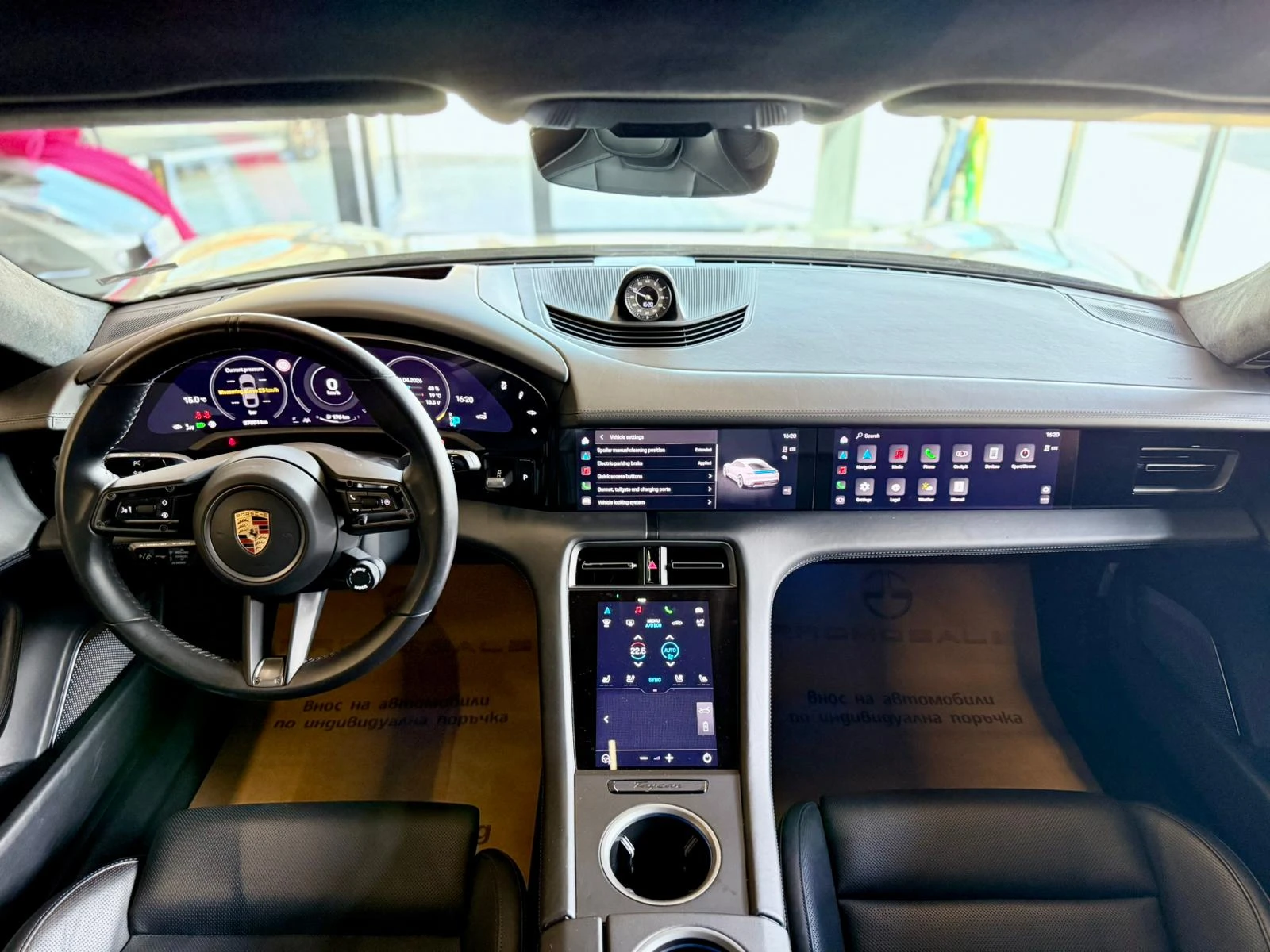 Porsche Taycan Turbo S* Burmester* Chrono* Full* Approved* Лизинг, снимка 9 - Автомобили и джипове - 54220344