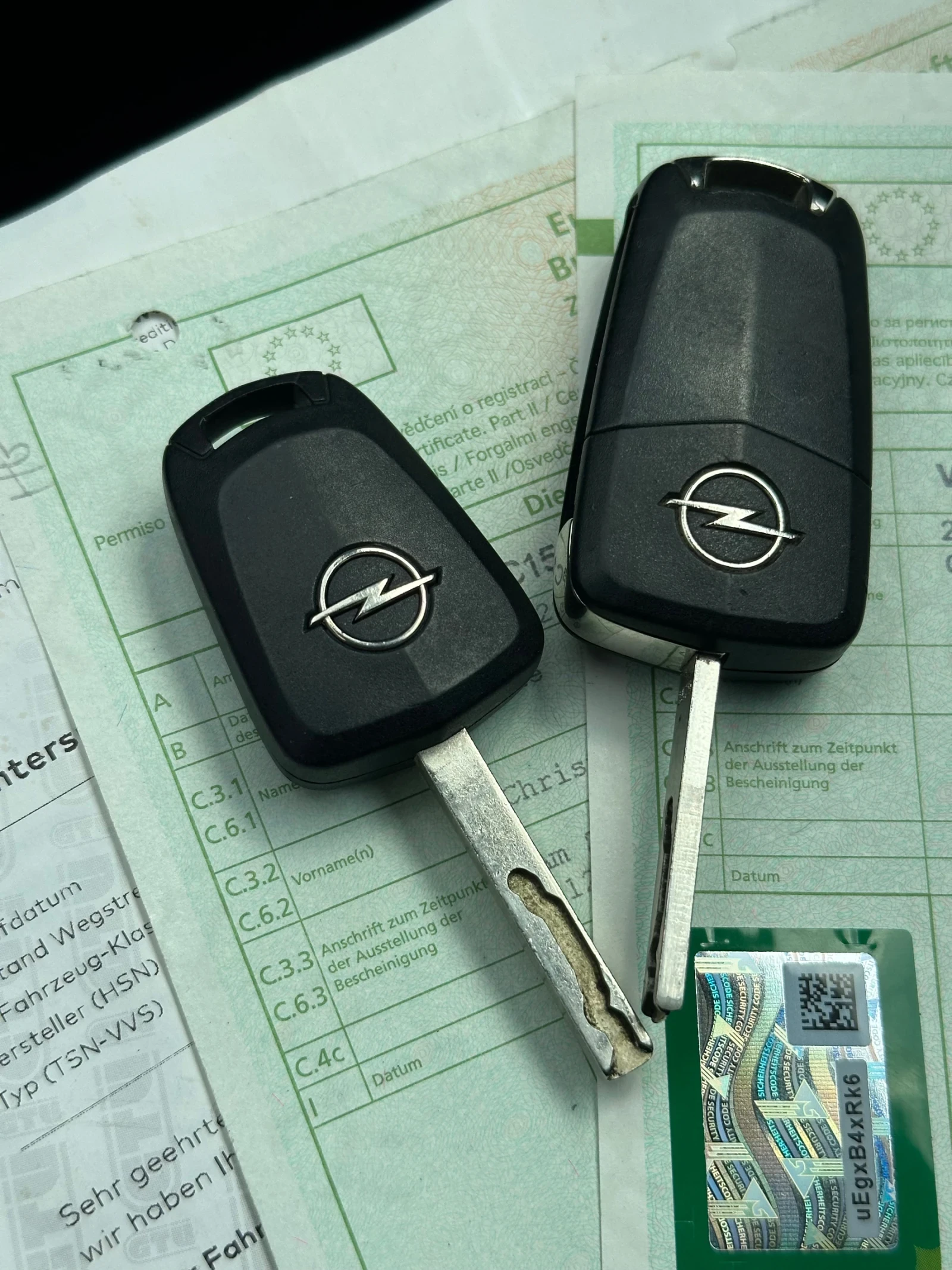 Opel Astra 1.6i, снимка 9 - Автомобили и джипове - 54244219