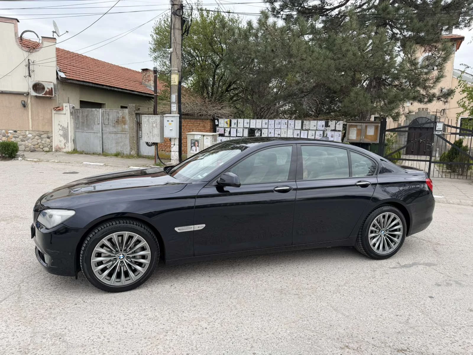 BMW 740 INDIVIDUAL, снимка 4 - Автомобили и джипове - 54343550